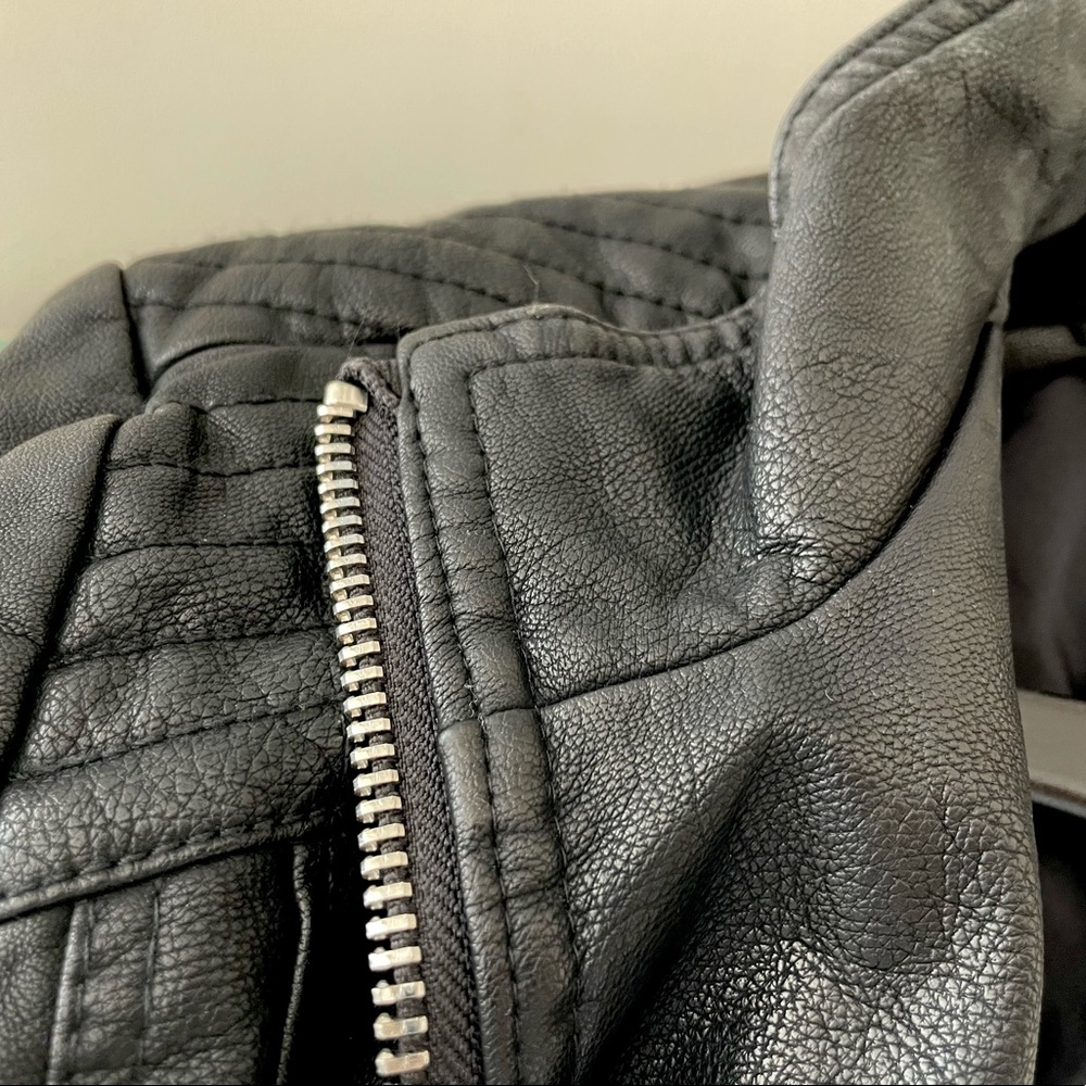 Guess Jacket - Picture 7 of 12